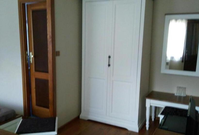 Бунгало Стандарт, Guest House Raffe