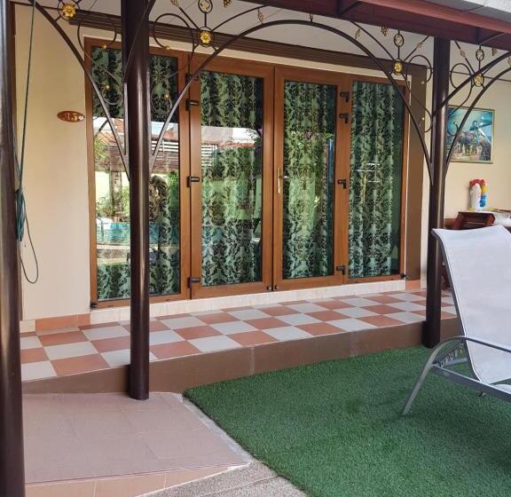 Семейный Номер, Mai Thai Guest House