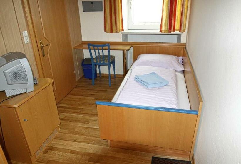 Номер Стандарт Индивидуальный, Stiftsgasthof Hochburg