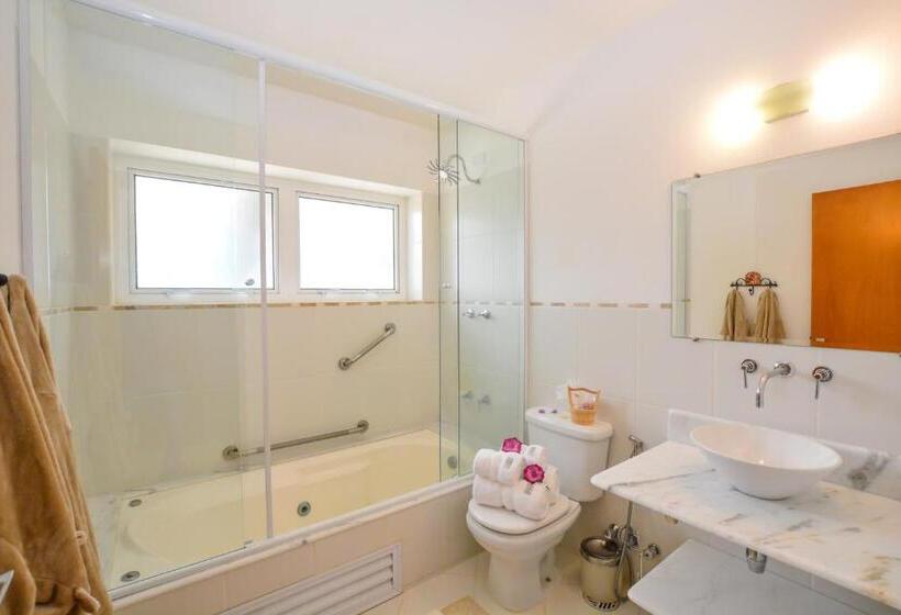 Люкс с Террасой, La Réserve Suites