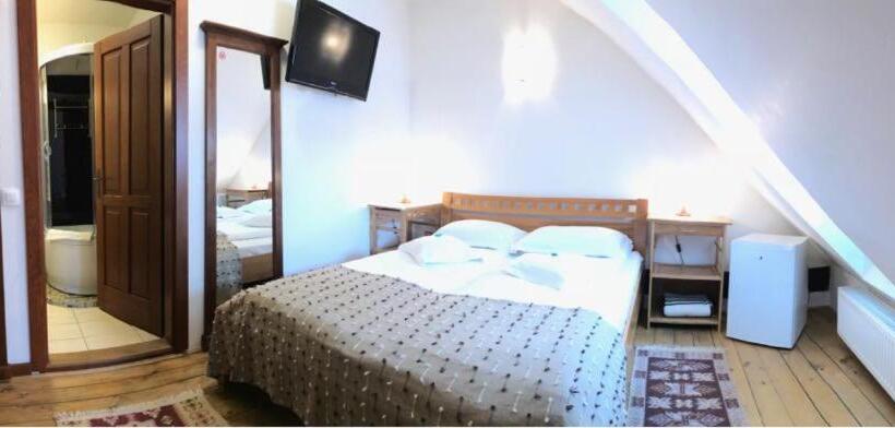 阁楼房, Pensiunea Gasthaus Alte Post