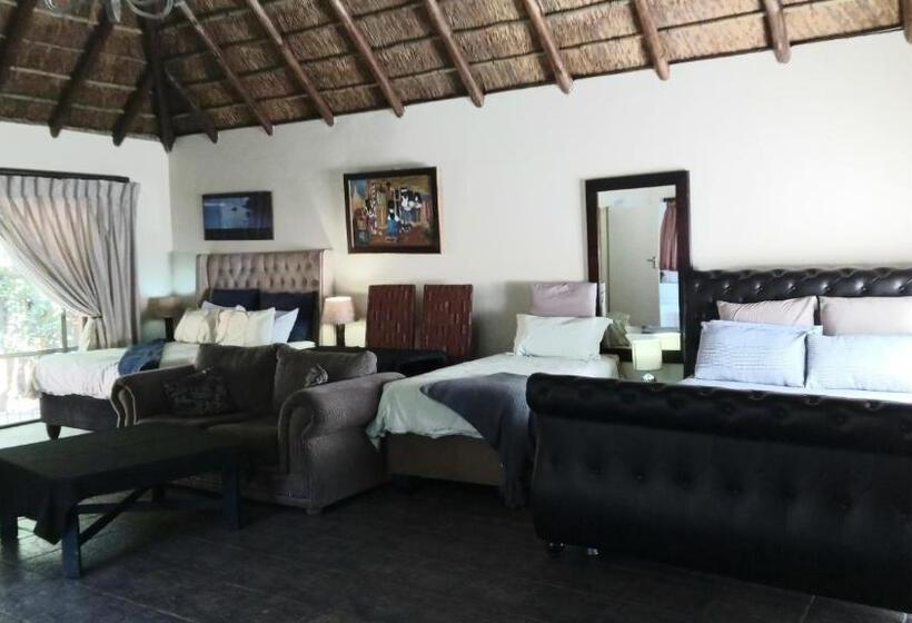 Номер Deluxe, Thatch Haven Guesthouse