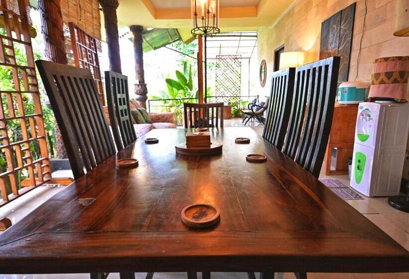 וילה דלוקס חדר שינה 1, Villa Padi Cangkringan