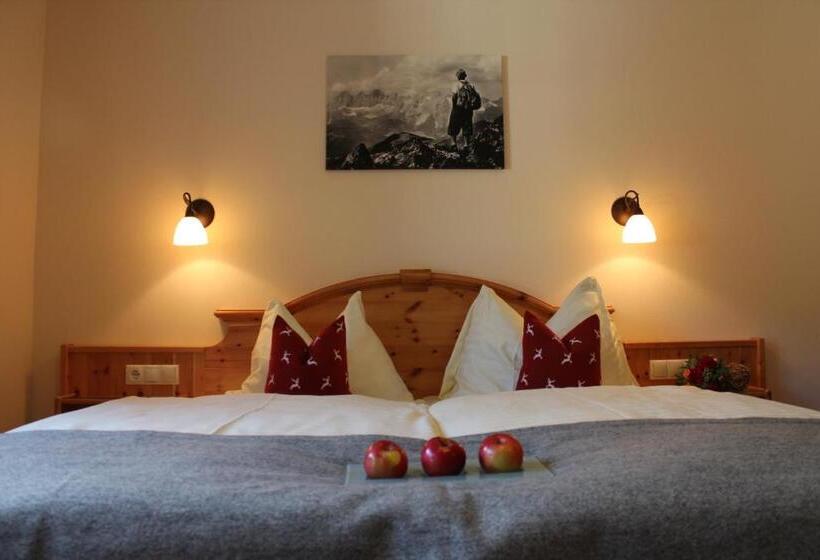 Номер Стандарт с Балконом, Gästehaus Pilz Schladming