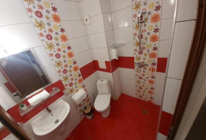 Номер Стандарт Вид на Море, Guest House Skalite