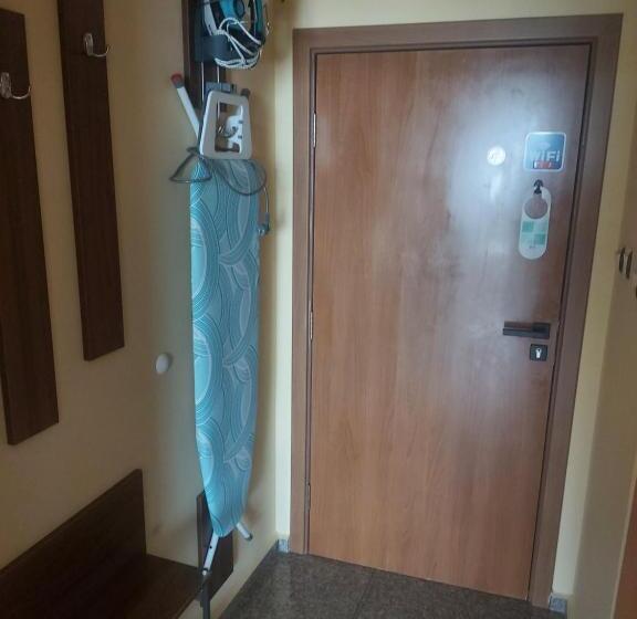 Номер Стандарт Вид на Море, Guest House Skalite