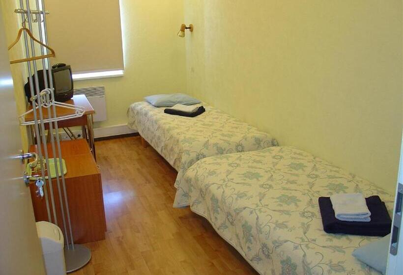 اتاق استاندارد با سرویس بهداشتی مشترک, Kuressaare Airport Guest House
