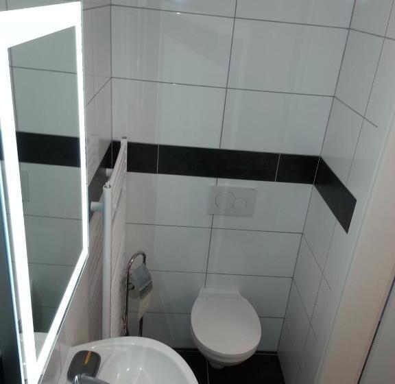 اتاق استاندارد, Pension Central Semmering