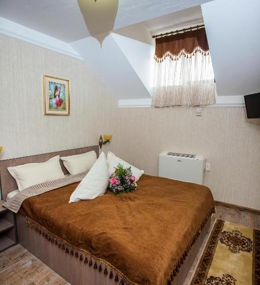 Quarto Estandar, Pensiunea Bianca