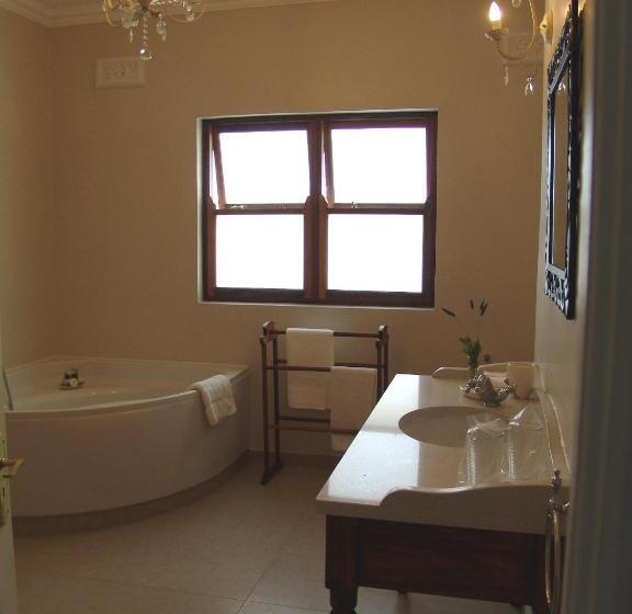 스탠다드 룸 킹사이즈 침대, La Pension Guest House