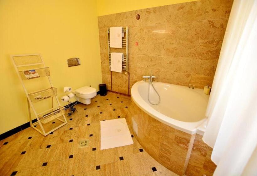 غرفة ديلوكس, Casa Georgius Krauss Sighisoara