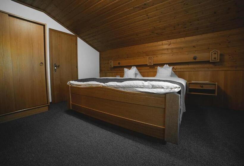 침실 2개 아파트, Landhaus Neumayr