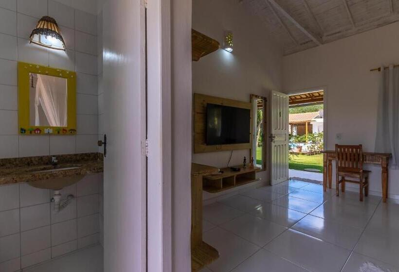 اتاق استاندارد سه تخته با چشمانداز استخر, Pousada Recanto Trancoso