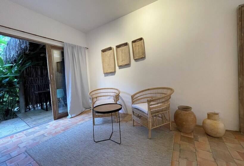 Quarto Deluxe, Pousada Seis E Meia