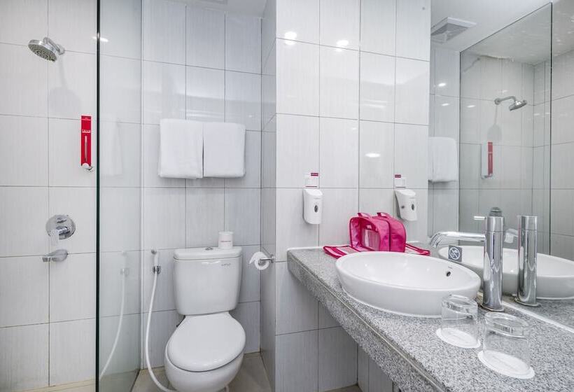Quarto Estandar, Favehotel Malang