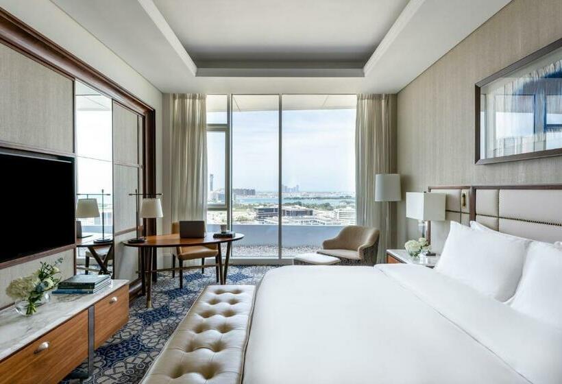 带大床的高级房间, Grand Plaza Mövenpick