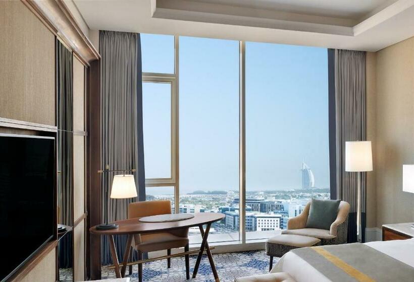 带大床的高级房间, Grand Plaza Mövenpick