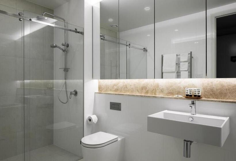 Номер Deluxe, Knightsbridge Canberra