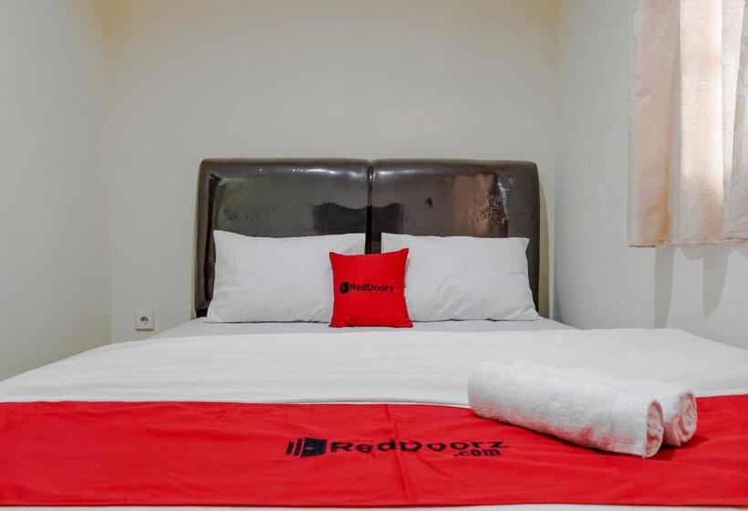 Номер Стандарт, Reddoorz @ Jalan Biak Roxy Jakarta
