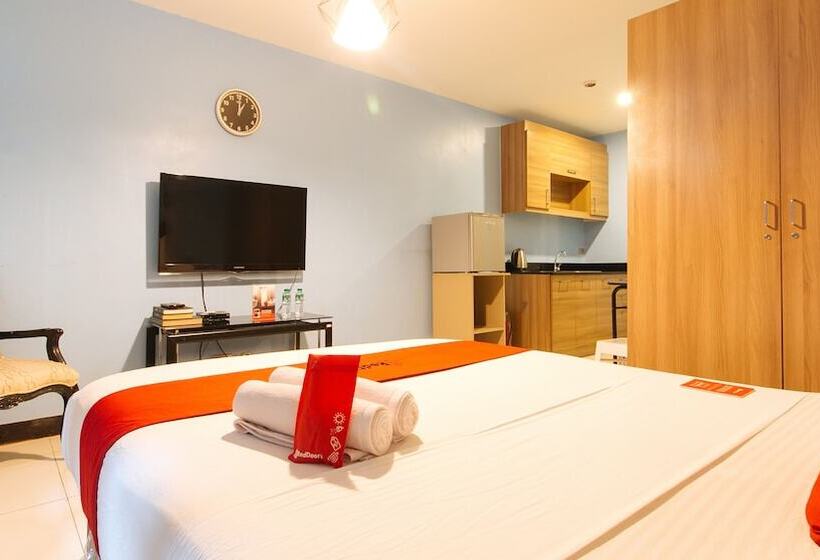스탠다드 스튜디오, Reddoorz Plus @ Kamuning Quezon City
