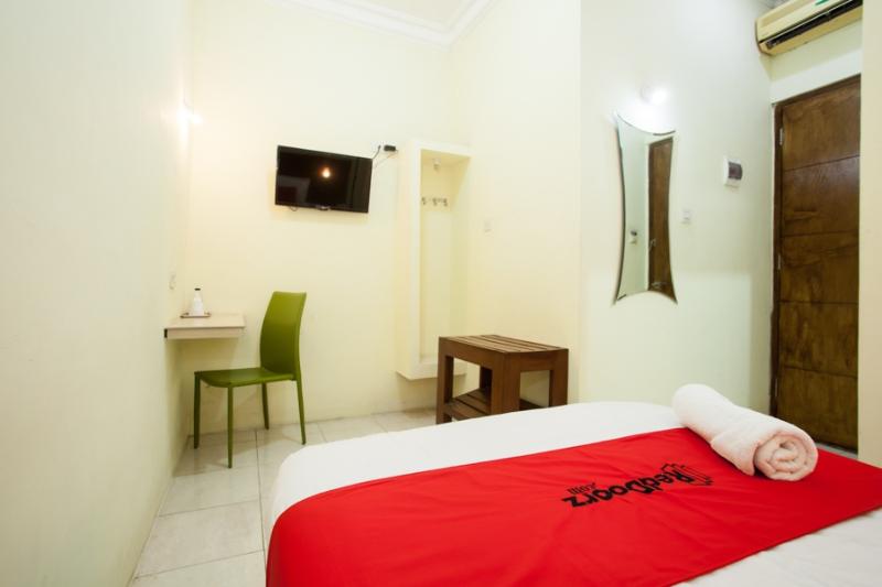 Номер Стандарт, Reddoorz Near Marvell City Mall