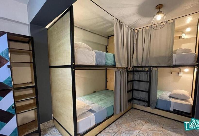 Кровать в Общей Комнате, Supertramp Hostel Machupicchu
