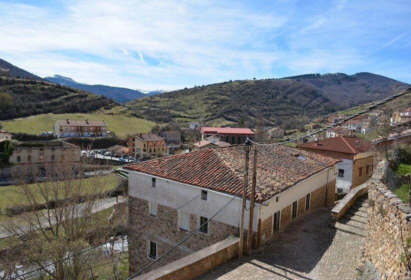 수피리어 룸, Posada Hoyos De Iregua