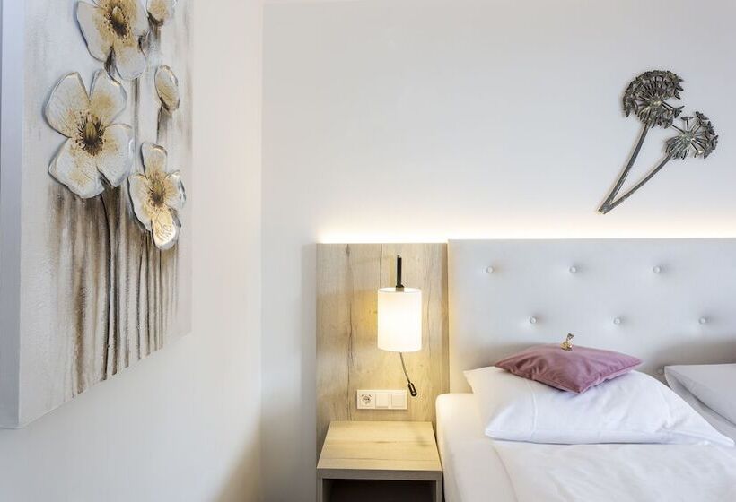 Номер Deluxe с Балконом, Boutiquehotel Bergvilla