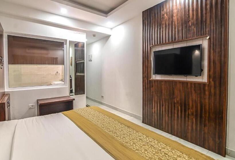 豪华房间, De Falcon Goa Beach Resort