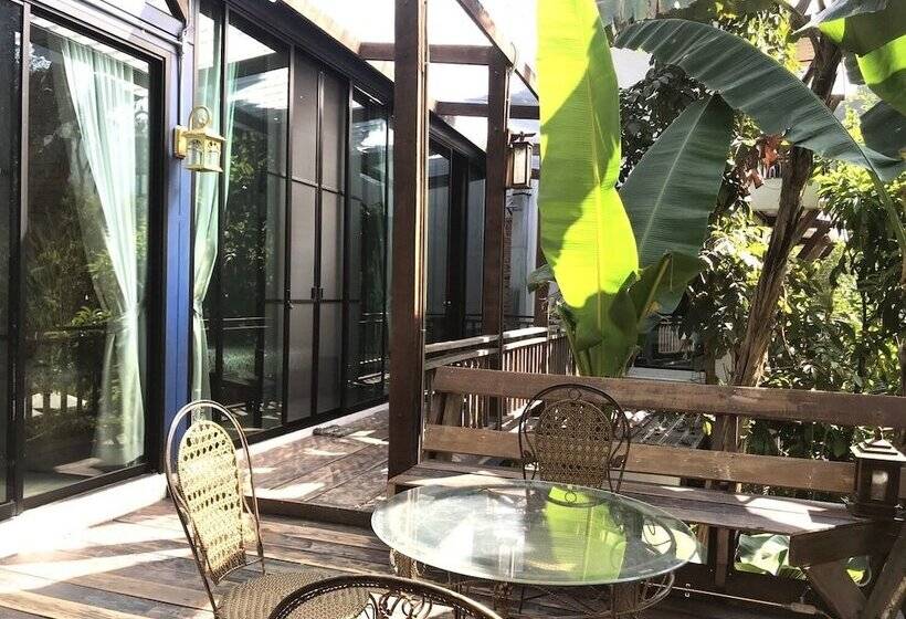 ویلای 2 خوابه, Voraman Hut