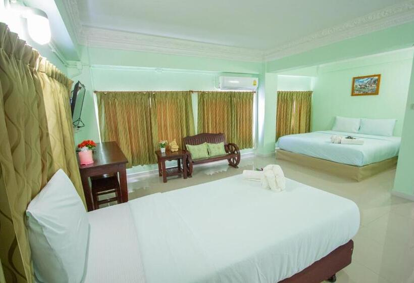 Номер Стандарт Трехместный, Anchalee Resort