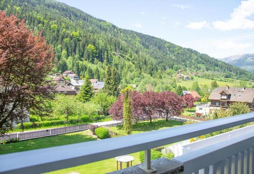 标准三人间, Klamberghof Burgstaller