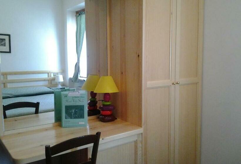 Quarto Estandar Individual, Villa Stella
