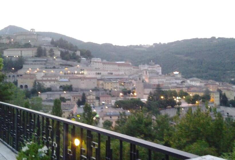 اتاق استاندارد سه تخته با بالکن, Villa Stella