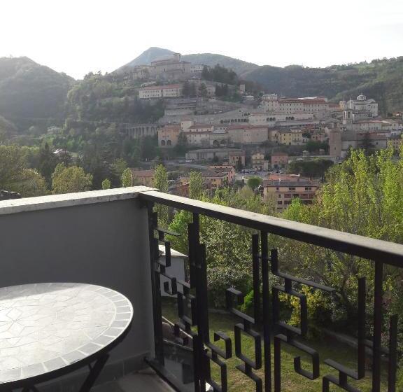 Quarto Estandar com Sacada, Villa Stella