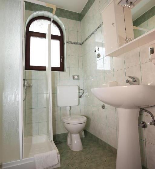 اتاق استاندارد چهار تخته, Rooms Luna Sol
