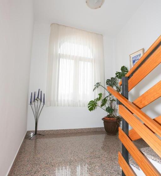 اتاق استاندارد چهار تخته, Rooms Luna Sol