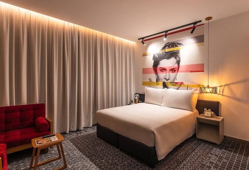 标准间, Studio One