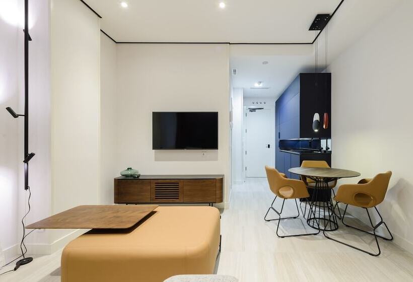 דירת חדר, Smartrental Collection Gran Via Centric