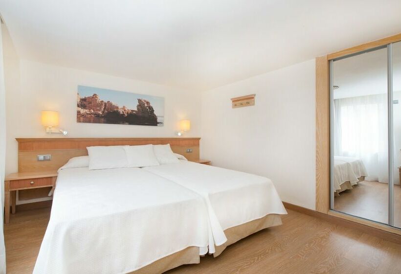 Семейный Номер, Iberostar Waves Club Cala Barca