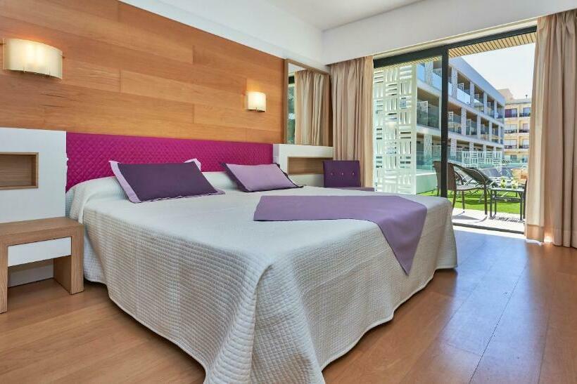 标准间, & Spa S'entrador Playa