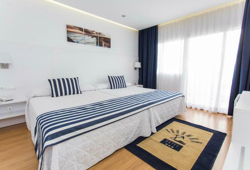 수피리어 룸, Voramar