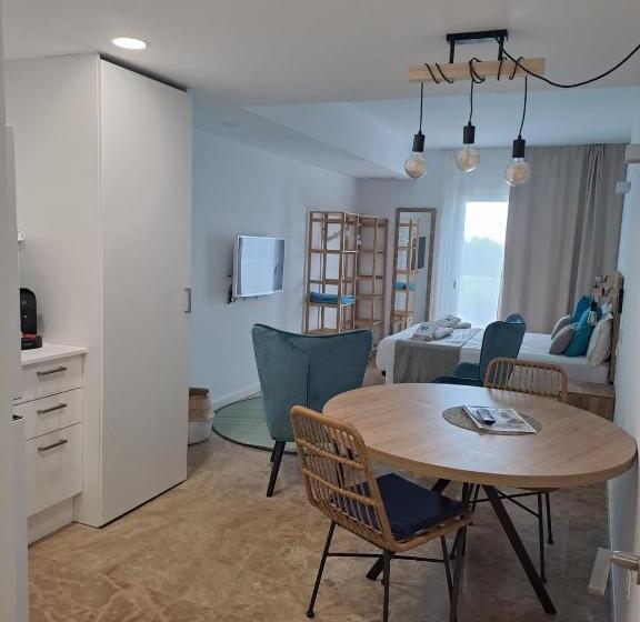استودیو استاندارد با تراس, Bamblue Boutique Apartments