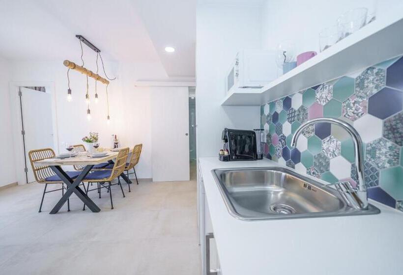 آپارتمان 1 خوابه همکف, Bamblue Boutique Apartments