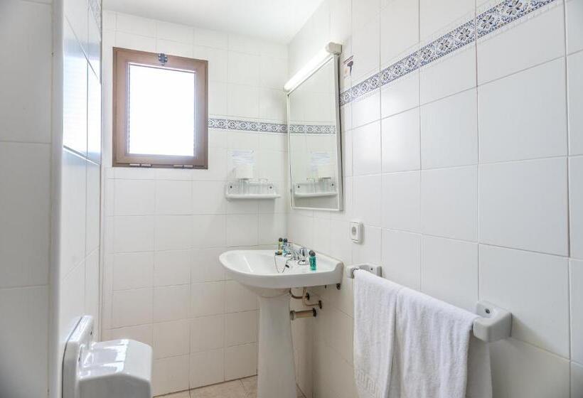 Perhehuone, Orosol By Typic Hotels