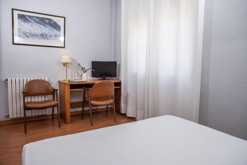 اتاق استاندارد یک نفره, Rvhotels Broquetas Spa Termal