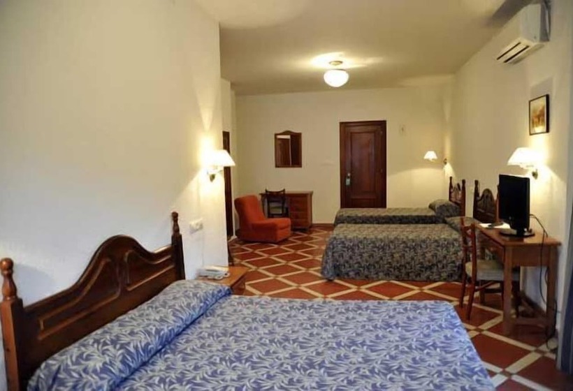 Quarto Estandar, Andalucia