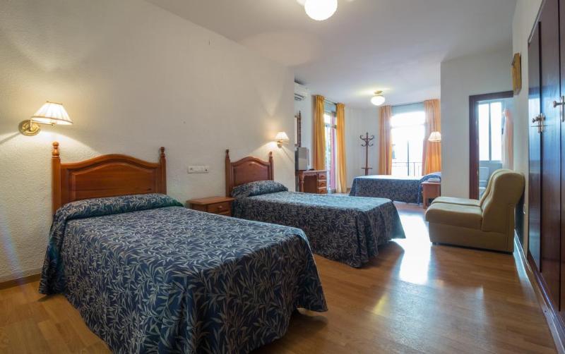 Quarto Triplo Estandar, Andalucia