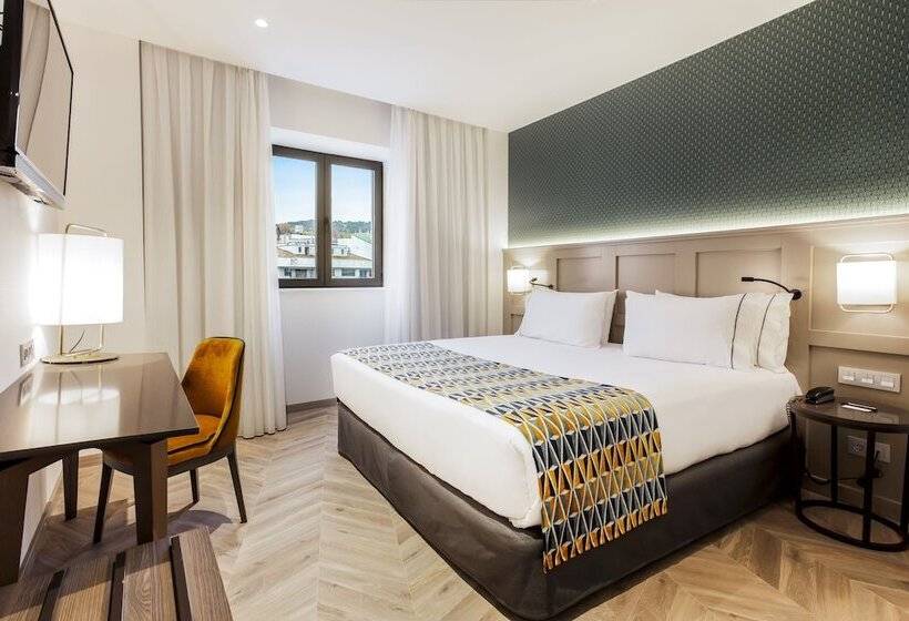 اتاق استاندارد, Eurostars Puerta Real