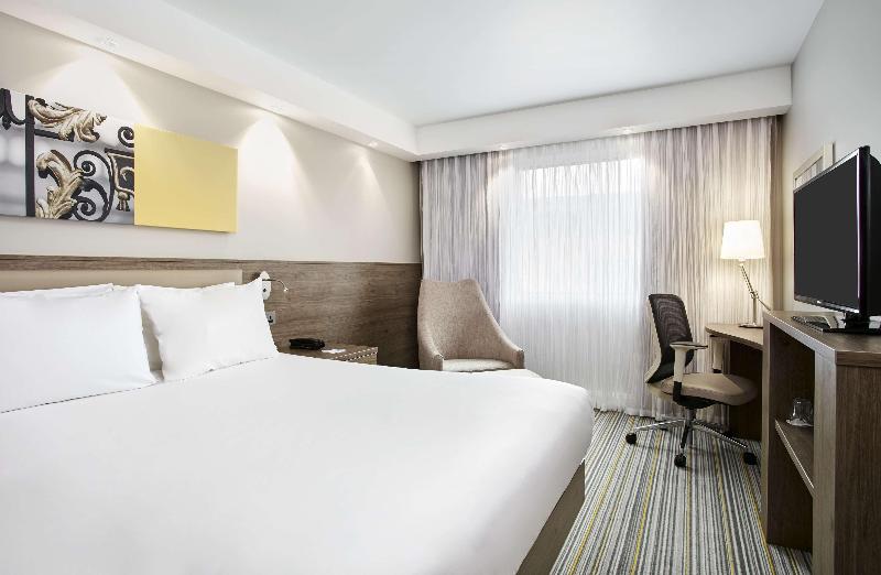 Номер Стандарт, Eurostars Puerta Real